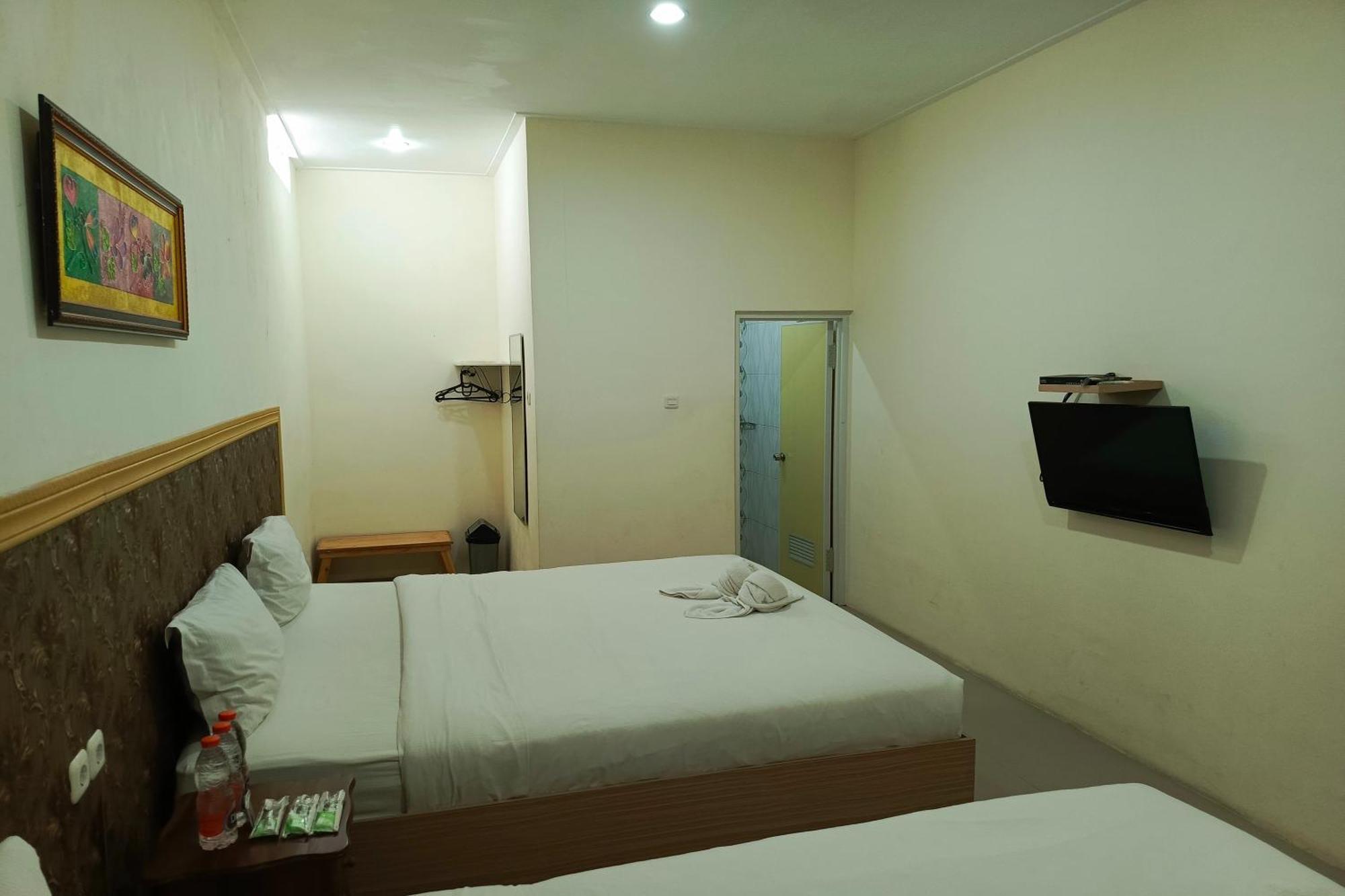 Adisa Homestay Маланг Экстерьер фото